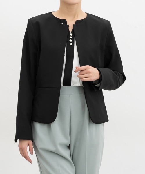 Honeys（ハニーズ）の「【ストレッチ・ウォッシャブル・イージーケア】ノーカラージャケット（ノーカラージャケット・レディース・ダークベージュ/ネイビー/ライトグレー系2/ライトグレー系1/ブラック・3L/L/LL/M/S）」の11枚目の写真