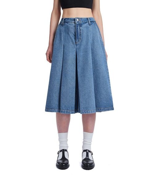 TRUNK PROJECT(トランクプロジェクト)の「Pleated Denim Pants_Blue(デニムパンツ・レディース・ブルー・SMALL/X-SMALL)」の1枚目の写真