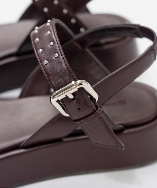 MAISON SPECIAL（メゾンスペシャル）の「Studded Wide Belt Sandals/スタッズワイドベルトサンダル（サンダル・レディース・ボルドー/ブラック・38/37/36）」の11枚目の写真