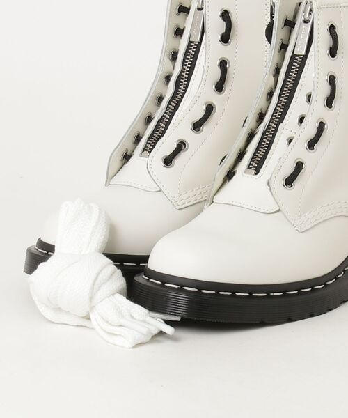 Dr. Martens（ドクターマーチン）の「Dr. Martens/ドクターマーチン 1460 ZIP ホワイトステッチ 8 ホール ブーツ 43413100（ブーツ・メンズ・ホワイト・UK8/UK7/UK6/UK5/UK4/UK3/UK11/UK10/UK9）」の10枚目の写真