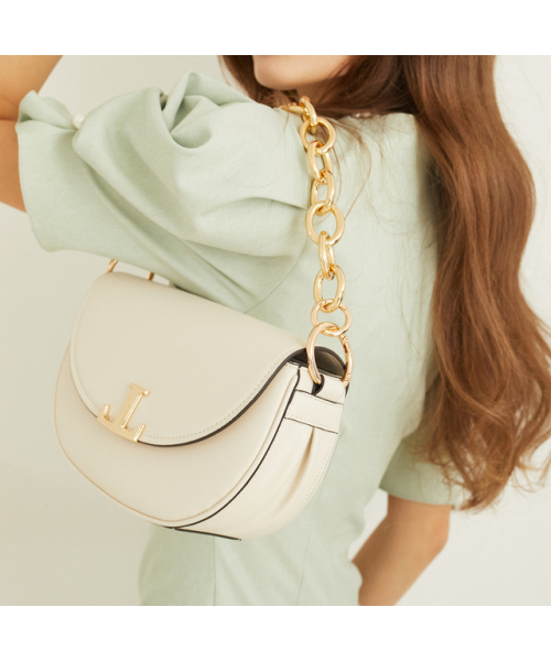 LYUNANLYUNA(ルナエヌルナ)の「Rune 5 Way Women's Saddle Leather Crossbody Bag(メッセンジャーバッグ・レディース・ブラック/グリーン/アイボリー/ダークグレー/タン/ライトピンク・FREE)」の12枚目の写真