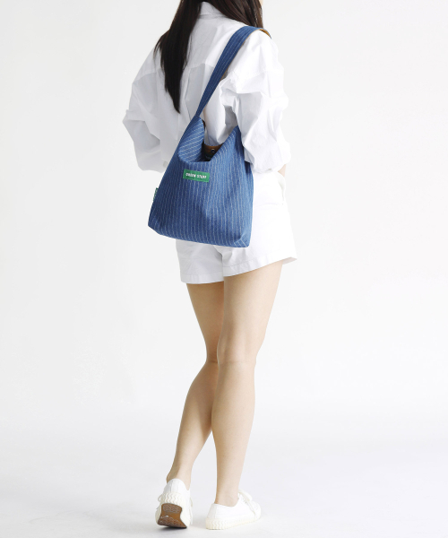 GREEN STUFF(グリーンスタッフ)の「seem full bag 62 - denim deep blue(エコバッグ/サブバッグ・レディース・その他・FREE)」の4枚目の写真