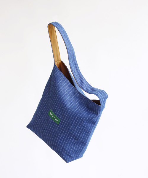 GREEN STUFF(グリーンスタッフ)の「seem full bag 62 - denim deep blue(エコバッグ/サブバッグ・レディース・その他・FREE)」の9枚目の写真