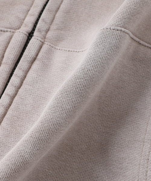 WOKE EDGE(ウォークエッジ)の「WOKE EDGE / ウォークエッジ FADED EMBROIDERY ZIP UP HOODIE(パーカー・メンズ・ブルー/ベージュ・SMALL/MEDIUM/LARGE)」の7枚目の写真