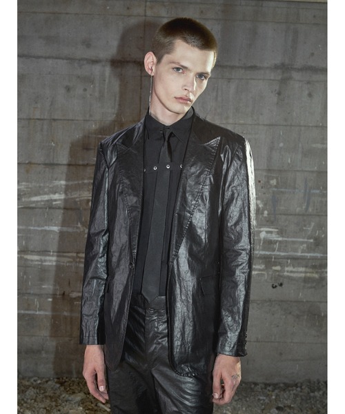 JOHN LAWRENCE SULLIVAN（ジョンローレンスサリバン）の「KNIFE EAR CUFF（イヤーカフ・メンズ・シルバー・ONE SIZE）」の3枚目の写真