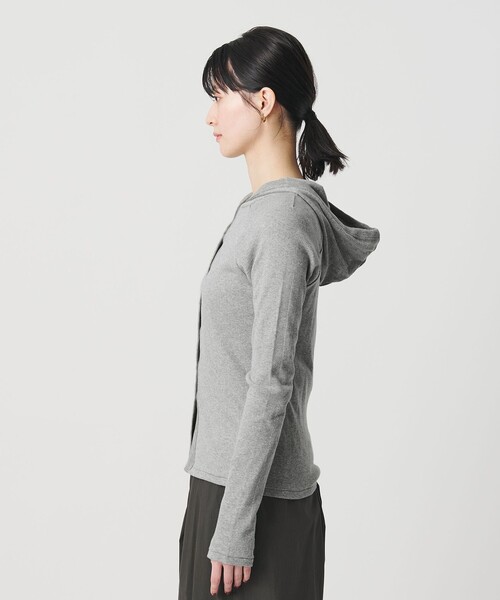 MILLER（ミラー）の「【別注】＜Robert P. Miller ＞ボタンフードトップス（カーディガン/ボレロ・レディース・ダークグレー/レッド/ダークブラウン・FREE）」の10枚目の写真