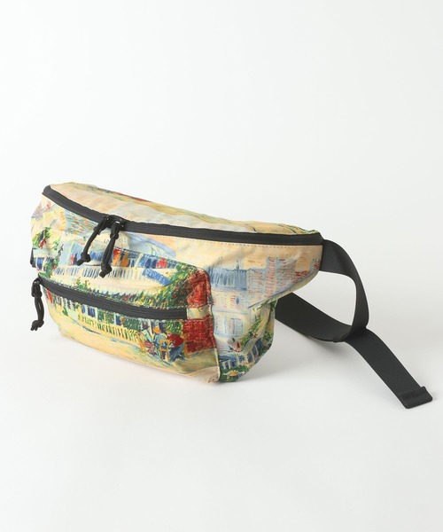 LAKOLE（ラコレ）の「【ラコレ アート】総柄ボディバッグ / 640169（ボディバッグ/ウエストポーチ・メンズ・ベージュ/ネイビー・FREE）」の5枚目の写真