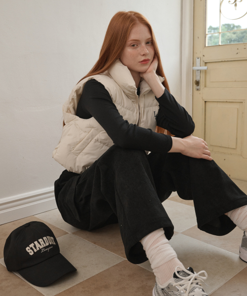 LOSSYROW（ロッシロー）の「Corduroy banding cargo pants Black（スウェットパンツ・レディース・ブラック・FREE）」の3枚目の写真