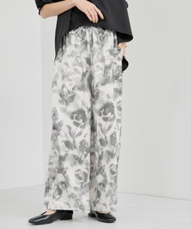 【美品】パラスパレス 花柄ガウチョパンツ グレー系 HUG.U（ハグユー） パンツ ワイド 花柄 レディース ワイドパンツ