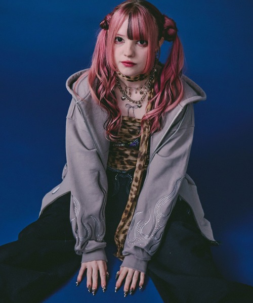 GALFY（ガルフィー）の「GALFY（ガルフィー）ファイヤーピカピカZIPパーカー/刺繍/ラインストーン/スウェットジップアップパーカー（パーカー・メンズ・グレイッシュベージュ/ブラック/サックスブルー・LL/L/M）」の15枚目の写真