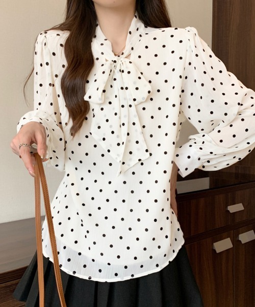 ONEP STAR(ワンピスター)の「ドット柄×リボンタイ付きブラウス(シャツ/ブラウス・レディース・ベージュ/ブラック・LARGE/XX-LARGE/X-LARGE)」の5枚目の写真