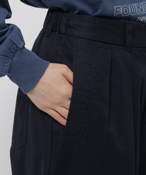 niko and...（ニコアンド）の「ボーイフレンドチノパンツ（チノパンツ・レディース・ブラウン/アイボリー/ネイビー・MEDIUM/LARGE）」の19枚目の写真