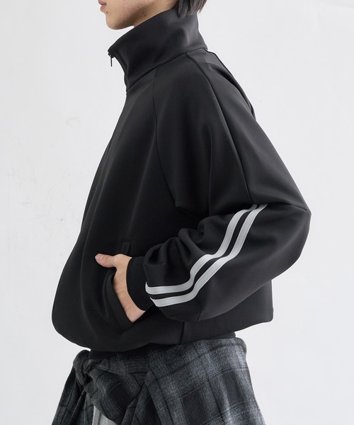 EPNK(イーピーエヌケー)の「Double Line Truck Jacket / ダブルライントラックジャケット(ジャージ・メンズ・ライトグレー/ブラック・LARGE/MEDIUM/SMALL)」の9枚目の写真