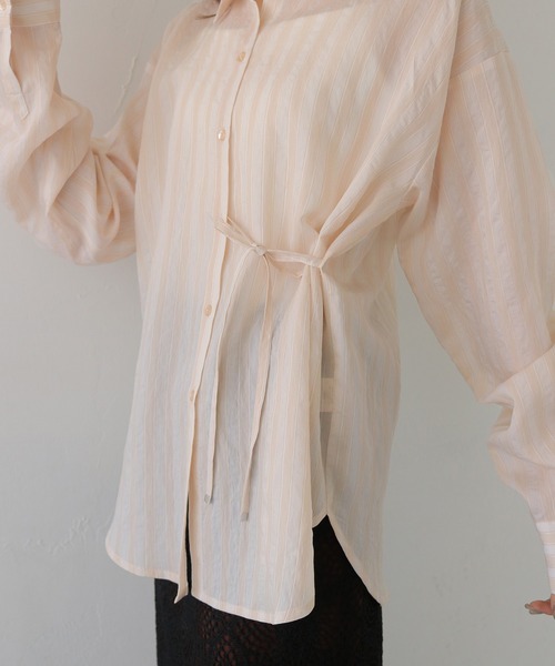 CLEIO（クレイオ）の「【CLEIO】STRIPE WAIST RIBBON SHIRT/ストライプウエストリボンシャツ（シャツ/ブラウス・レディース・チャコールグレー/アイボリー/サックスブルー・FREE）」の12枚目の写真