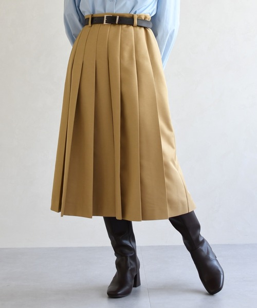 31 Sons de mode（トランテアン　ソン　ドゥ　モード）の「2026春夏新作 ベルト付きプリーツミディスカート（スカート・レディース・ベージュ/チャコールグレー/キャメル・M/S）」の4枚目の写真