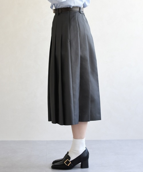 31 Sons de mode（トランテアン　ソン　ドゥ　モード）の「2026春夏新作 ベルト付きプリーツミディスカート（スカート・レディース・ベージュ/チャコールグレー/キャメル・M/S）」の12枚目の写真