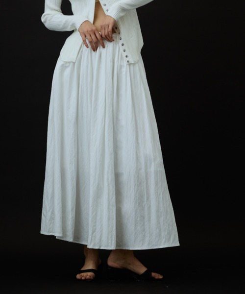 DRWCYS(ドロシーズ)の「カラーボリュームギャザースカート(スカート・レディース・イエロー/ブラック/オフホワイト・FREE)」の2枚目の写真