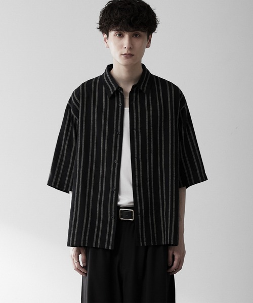 RUUBON(ルーボン)の「【RUUBON】airy half sleeve box shirt/エアリーハーフスリーブボックスシャツ(シャツ/ブラウス・メンズ・ブラック/ホワイト系1/ブラック系1/グレー系1・S/M/L)」の6枚目の写真