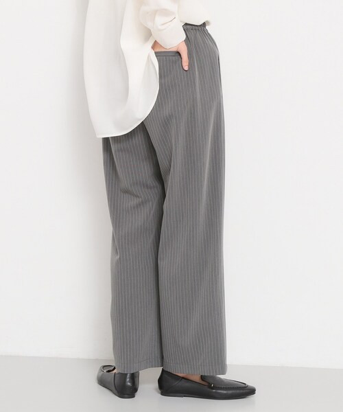 THE SHOP TK (ザ ショップ ティーケー )の「ストライプイージーワイドパンツ(その他パンツ・レディース・ライトグレー系2/チャコール・12/13)」の9枚目の写真