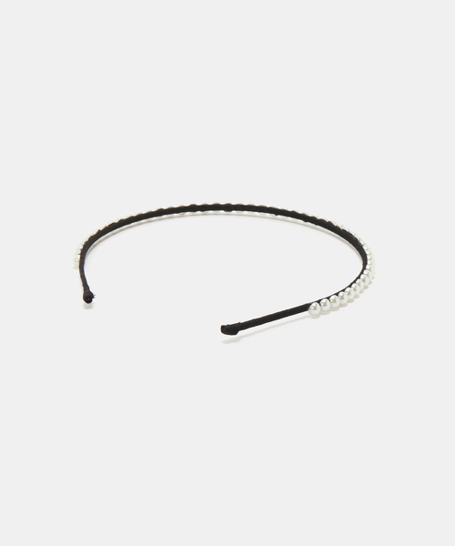 IENA（イエナ）の「SCHO/ショー PEARL HAIRBAND ヘアバンド FW23-HB-TOUT-PRL（カチューシャ・レディース・ブラック・FREE）」の4枚目の写真