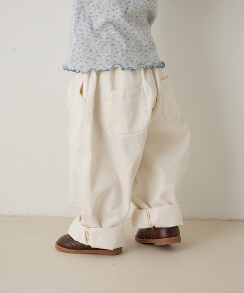 riziere（リジェール）の「センターダブルシーム配色ステッチパンツ（その他パンツ・キッズ・ブラック/オフホワイト/グレー/ベージュ・120/110/100/90/150/140/130）」の8枚目の写真