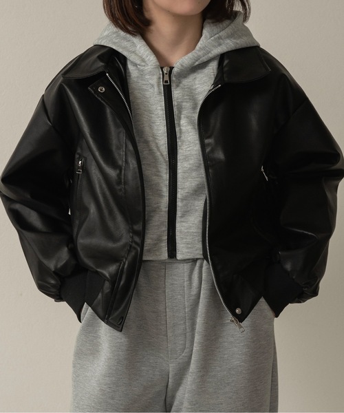lawgy(ラウジー)の「hooded docking short blouson / フーデッドドッキングショートブルゾン(ブルゾン・レディース・ホワイト/ブラウン/ブラック・FREE)」の2枚目の写真