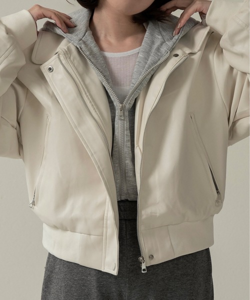 lawgy(ラウジー)の「hooded docking short blouson / フーデッドドッキングショートブルゾン(ブルゾン・レディース・ホワイト/ブラウン/ブラック・FREE)」の4枚目の写真