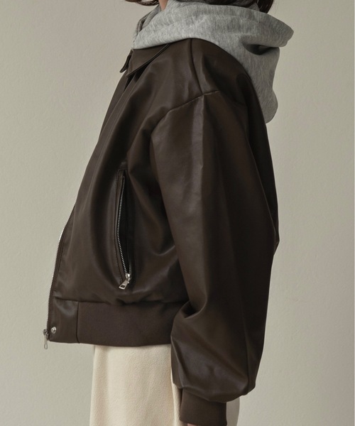 lawgy(ラウジー)の「hooded docking short blouson / フーデッドドッキングショートブルゾン(ブルゾン・レディース・ホワイト/ブラウン/ブラック・FREE)」の11枚目の写真