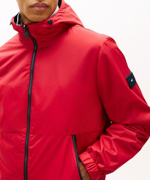 TOMMY HILFIGER(トミーヒルフィガー)の「カラーブロックリバーシブルフーデッドジャケット(ブルゾン・メンズ・マルチ・X-LARGE/SMALL/MEDIUM/LARGE)」の2枚目の写真