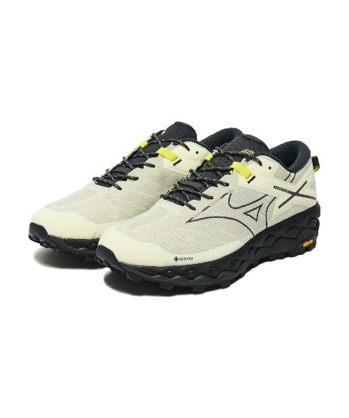 MIZUNO(ミズノ )の「MIZUNO WAVE MUJIN LS GTX(ミズノ ウェーブムジンLS GTX)(スニーカー・メンズ・ベージュ系/ブルー系・25.5cm/26cm/26.5cm/27cm/27.5cm/28cm/28.5cm/29cm/30cm/24.5cm/24cm/23cm/23.5cm/29.5cm/25cm)」の2枚目の写真