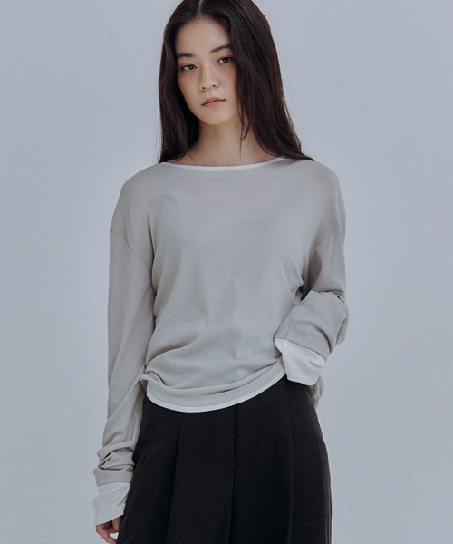 Obis&(オビスアンド)の「レイヤード風シアーカットソーロンT(Tシャツ/カットソー・レディース・オフホワイト/ブラウン/チャコール・FREE)」の10枚目の写真
