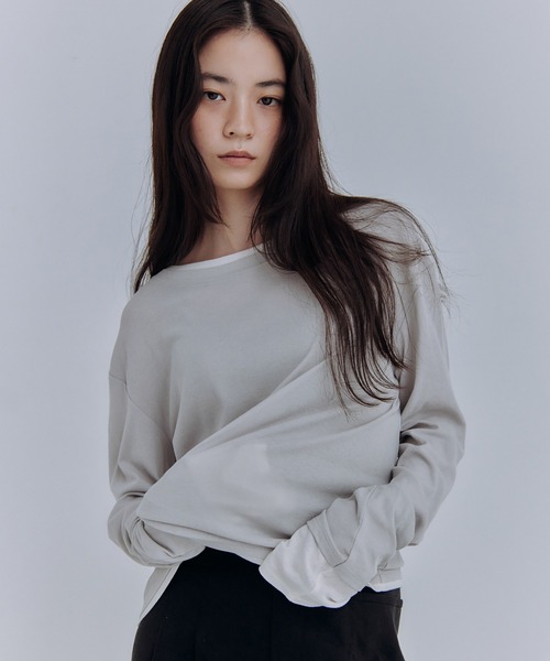 Obis&(オビスアンド)の「レイヤード風シアーカットソーロンT(Tシャツ/カットソー・レディース・オフホワイト/ブラウン/チャコール・FREE)」の13枚目の写真
