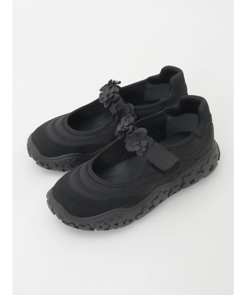 PINK HOUSE（ピンクハウス）の「フラワーモチーフ付きベルクロスニーカー（スニーカー・レディース・ブルーグレー/ブラック/ピンク/シャンパン・LARGE/MEDIUM/SMALL）」の2枚目の写真