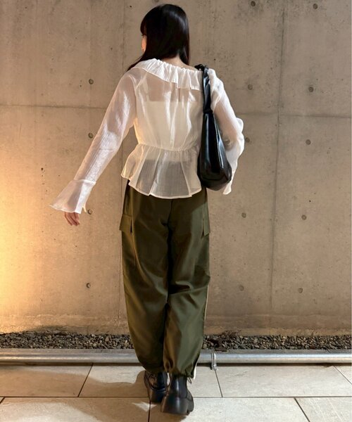 Another Branch olive des olive（アナザーブランチオリーブデオリーブ）の「脇ライン入りカーゴパンツ（カーゴパンツ・レディース・ピンク/チャコールグレー/カーキ/ブラック・FREE）」の9枚目の写真