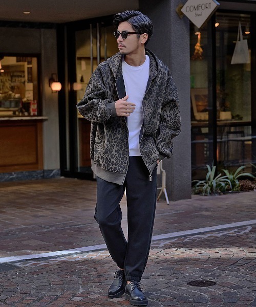 ARULE（アルール）の「『ARULE/アルール』ヒョウ柄ジップアップパーカー【Y】【CN】（パーカー・メンズ・ブラック・M/L）」の5枚目の写真