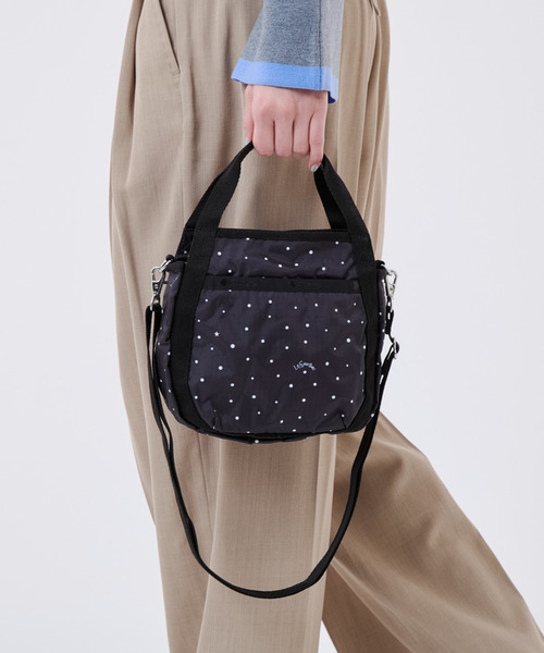 LeSportsac(レスポートサック)の「SMALL JENNI ブリスドッツ(ショルダーバッグ・レディース・ブラック・FREE)」の7枚目の写真