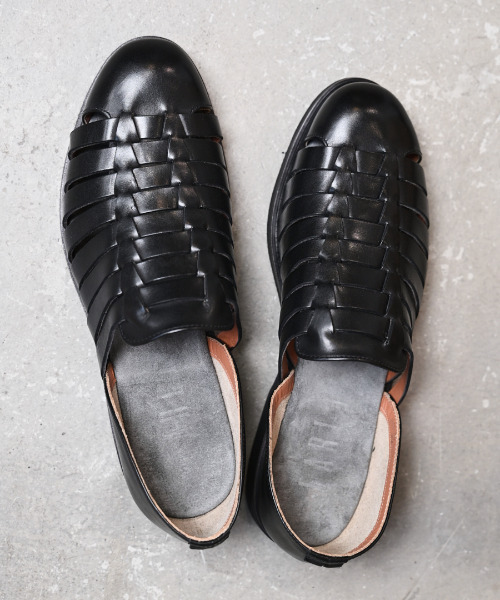 EARLE(アール)の「EARLE アール / Modern huarache shoes モダンワラチキップレザーシューズ ワラチサンダル グルカシューズ / ER6101(ドレスシューズ・メンズ・ブラック/ホワイト・41/40/42/43)」の3枚目の写真