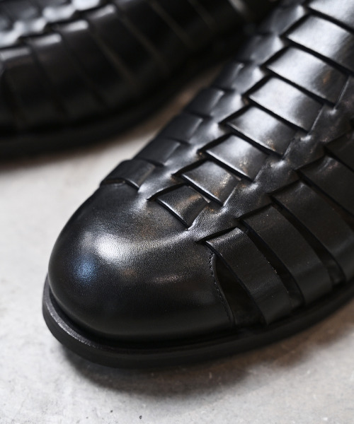 EARLE(アール)の「EARLE アール / Modern huarache shoes モダンワラチキップレザーシューズ ワラチサンダル グルカシューズ / ER6101(ドレスシューズ・メンズ・ブラック/ホワイト・41/40/42/43)」の4枚目の写真