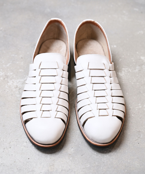 EARLE(アール)の「EARLE アール / Modern huarache shoes モダンワラチキップレザーシューズ ワラチサンダル グルカシューズ / ER6101(ドレスシューズ・メンズ・ブラック/ホワイト・41/40/42/43)」の8枚目の写真