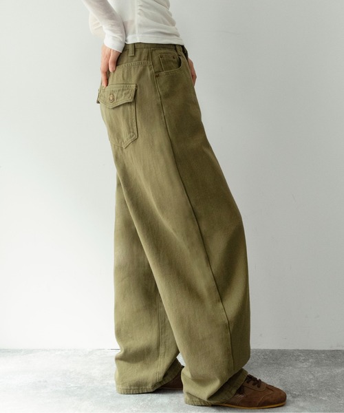on:nue（オンニュ）の「【on:nue】[着用動画あり！] 綿ツイルバルーンシルエットワイドパンツ /2026 SS COLLECTION（その他パンツ・レディース・ブラック/カーキ・SMALL/MEDIUM）」の20枚目の写真