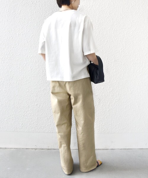 SHIPS（シップス）の「【WEB限定】オーガニック コットン 5分袖 フォト TEE（Tシャツ/カットソー・レディース・ベージュ/オフホワイト/ストーン・ONE SIZE）」の6枚目の写真