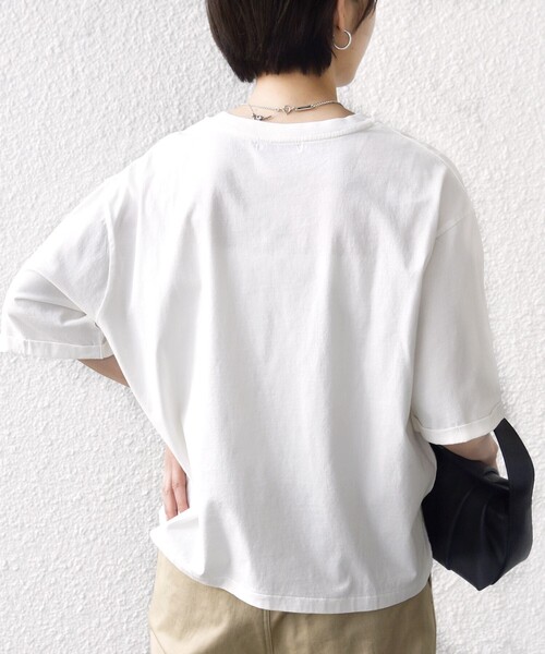 SHIPS（シップス）の「【WEB限定】オーガニック コットン 5分袖 フォト TEE（Tシャツ/カットソー・レディース・ベージュ/オフホワイト/ストーン・ONE SIZE）」の10枚目の写真