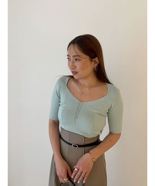 LAGUNAMOON（ラグナムーン）の「ラリエットニットプルオーバー（ニット/セーター・レディース・ライトブルー/ブラウン/ベージュ・FREE）」の3枚目の写真