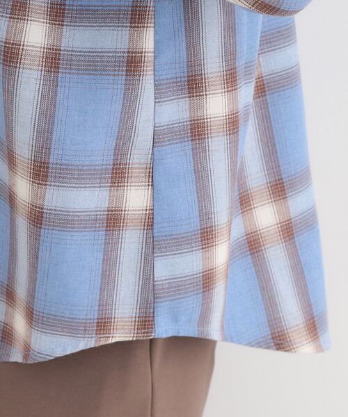 SHOO・LA・RUE（シューラルー）の「【洗濯機可/S-LL】涼しげで軽やかな フードチェックシャツ（シャツ/ブラウス・レディース・ライトイエロー系2/ホワイト系4/ブルー系6・04/03/02/01）」の7枚目の写真