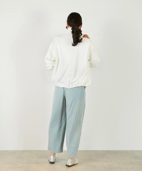 MELROSE claire（メルローズ クレール）の「【アソートスタンドカラーZIPブルゾン】（ブルゾン・レディース・ライトカーキ/インディゴブルー/オフホワイト・FREE）」の6枚目の写真