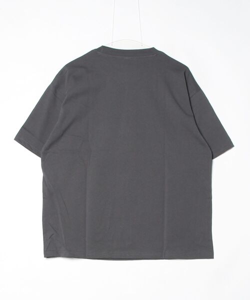 Disney(ディズニー)の「【DISNEY/ディズニー】ミッキーマウスUSD加工プリント半袖Tシャツ/ユニセックス(Tシャツ/カットソー・メンズ・アイボリー/ブラック系その他/ホワイト系その他/スミクロ・L/M/LL)」の5枚目の写真