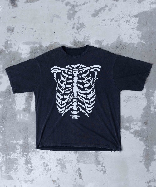 Gamchu(ガムチュ)の「『Gamchu/ガムチュ』ボクは夏に喰われて完全に骨抜きに 加工TEE(Tシャツ/カットソー・レディース・グレー/ブラック・XL/M)」の17枚目の写真