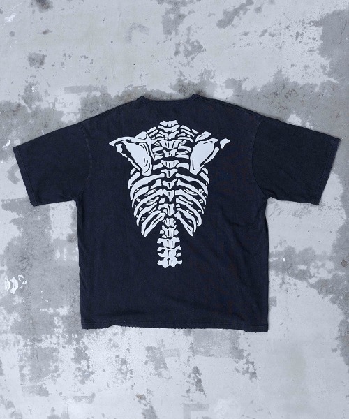 Gamchu(ガムチュ)の「『Gamchu/ガムチュ』ボクは夏に喰われて完全に骨抜きに 加工TEE(Tシャツ/カットソー・レディース・グレー/ブラック・XL/M)」の18枚目の写真