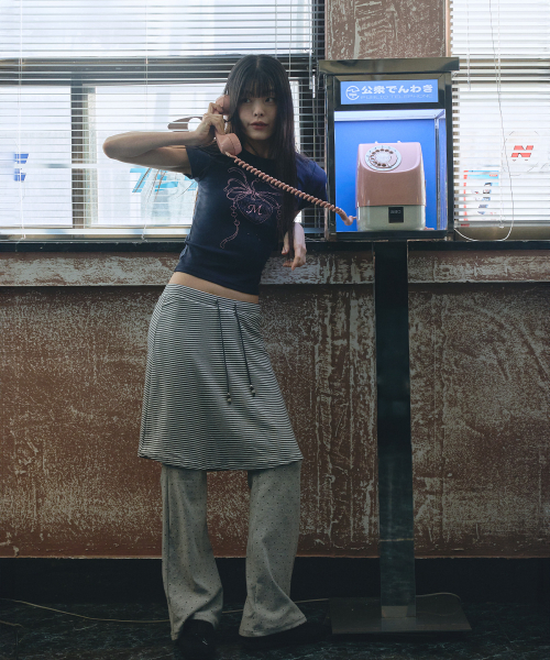 MIHEV(ミヘブ)の「Mハートペンダント半袖Tシャツネイビー(Tシャツ/カットソー・レディース・その他・FREE)」の6枚目の写真