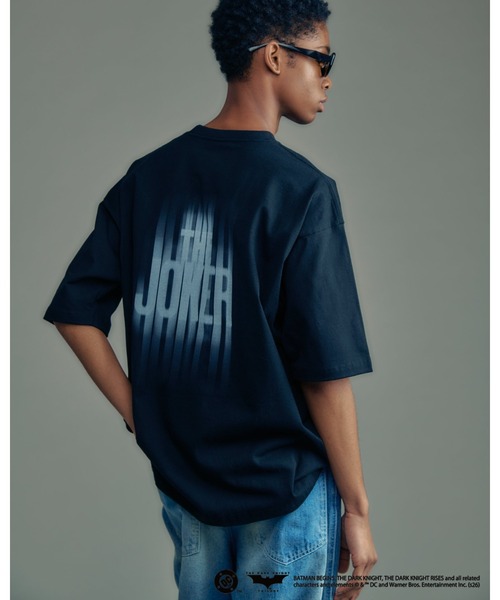 ADAM PATEK(アダムパテック)の「ADAMPATEK -THE JOKER short sleeve t-shirt Tシャツ(Tシャツ/カットソー・メンズ・ブラック・2/1)」の6枚目の写真